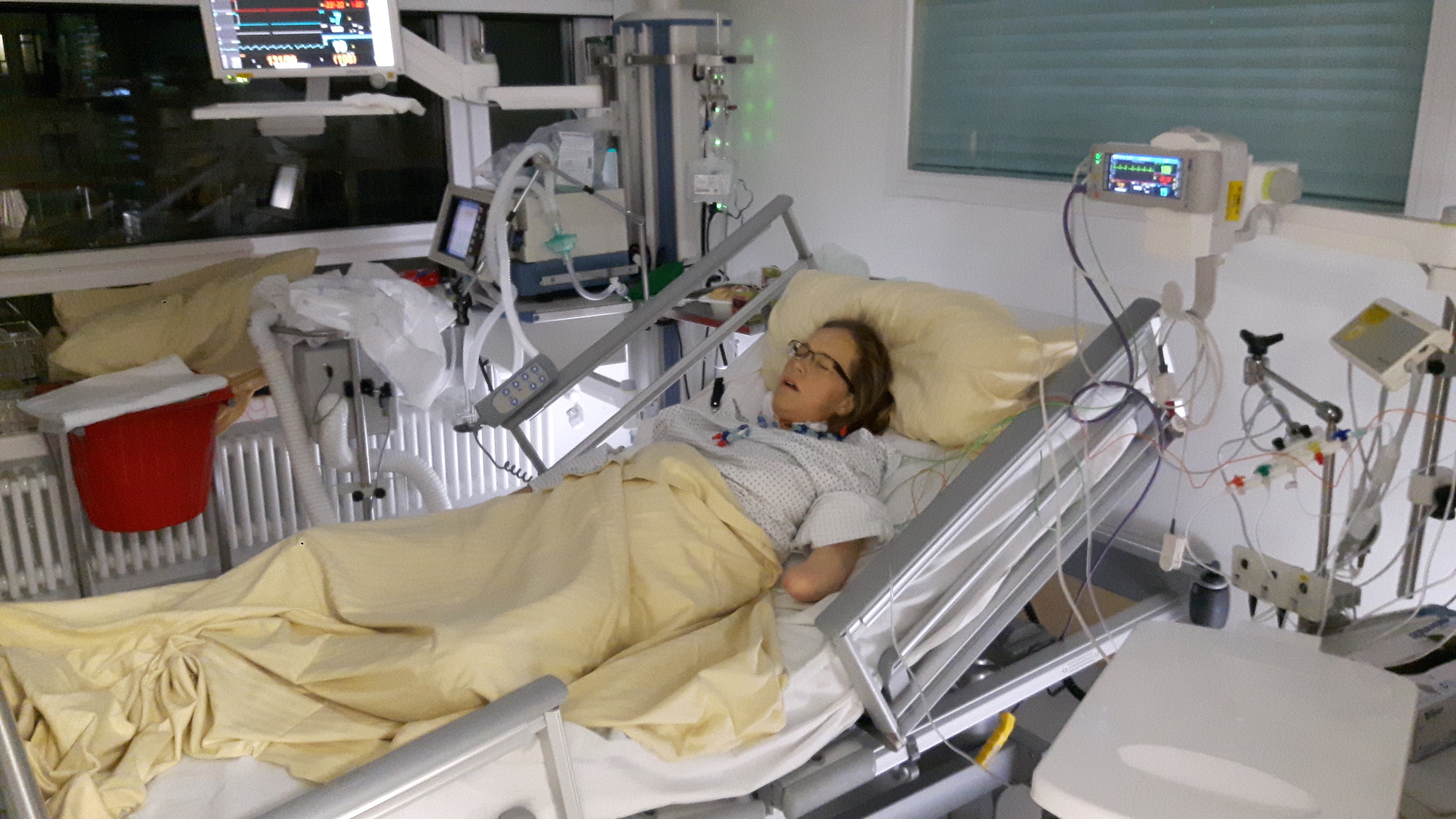 Inka L'hoest vor der 2. Transplantation: 'Es hat mich und meine Familie wirklich wie aus dem Nichts getroffen!' (Foto: privat)