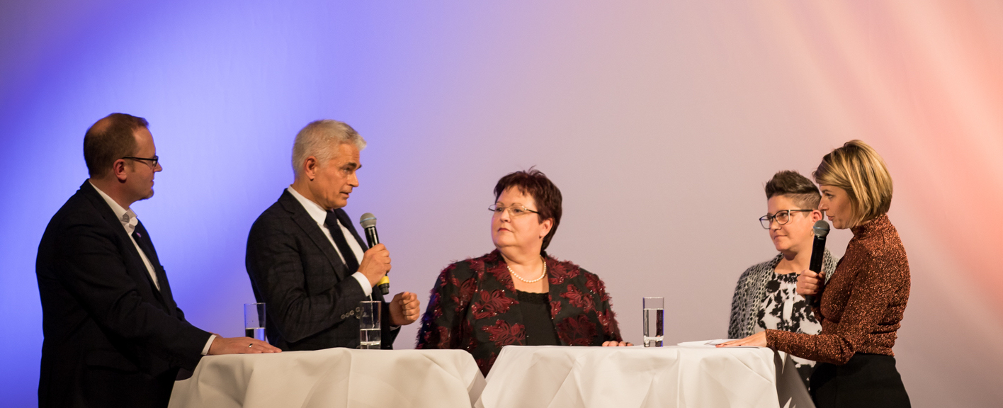 Stefan Palmowski, Dr. Gero Frings, Bärbel Brünger, Claudia Krogul und Sabine Heinrich (von links nach rechts)